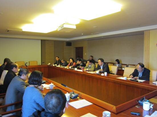 三方推動(dòng)，加快企業(yè)“走出去”步伐——協(xié)會組織我區(qū)農(nóng)牧業(yè)企業(yè)參加境外投資合作座談會